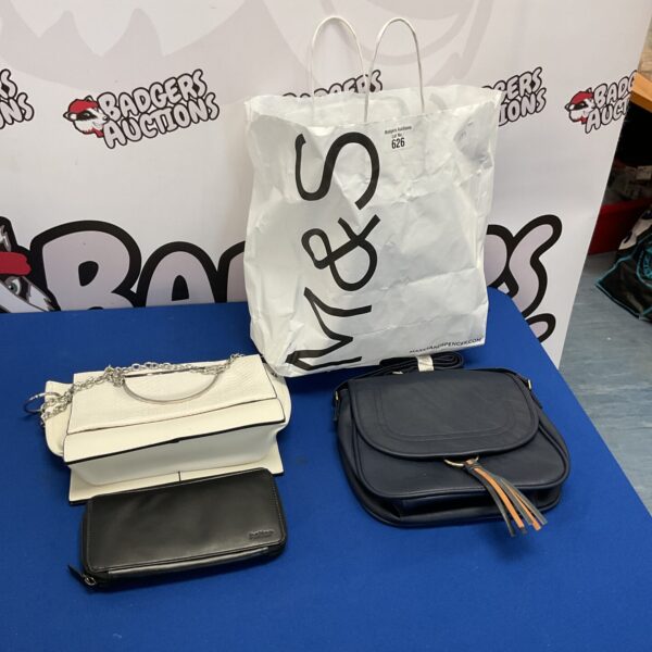 Ladies handbag lot with shoulder bags and purse.