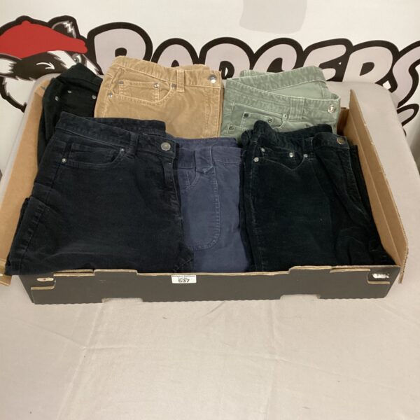 Six pairs of ladies' size 14 Peruna corduroy jeans in a lot.