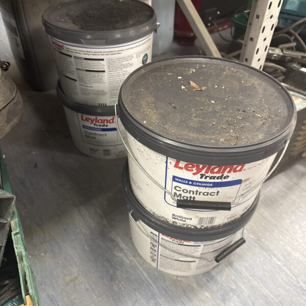Four tubs of Leyland Trade Brilliant White Matt paint.