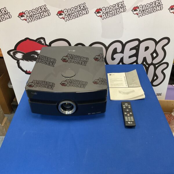 LG AF115 LCOS projector with remote for home theater.