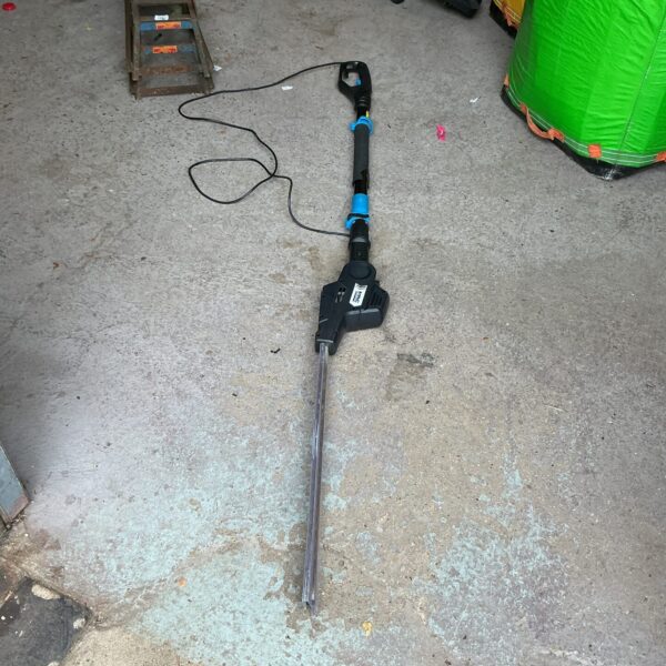 Mac Allister pole hedge cutter for long reach garden trimming.