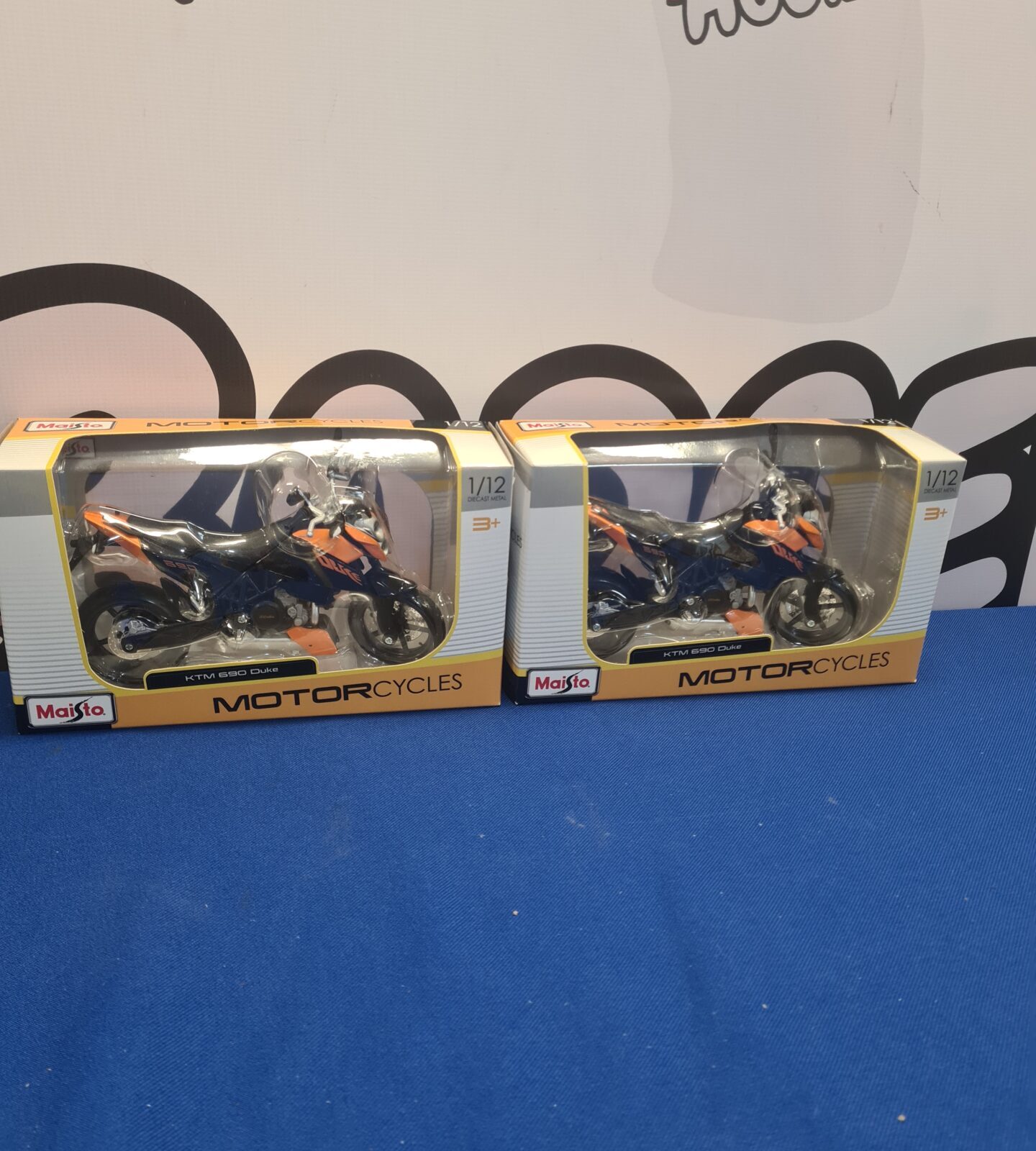 Maisto KTM 690 Duke diecast model in original packaging.