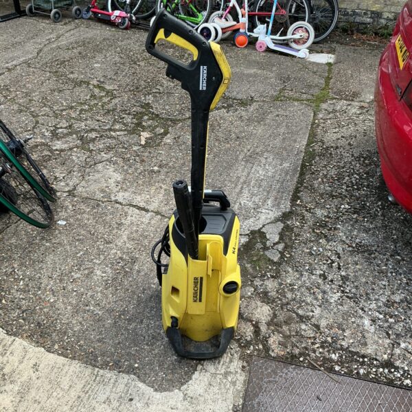 Front view of a Marchers power washer, ideal for outdoor cleaning.