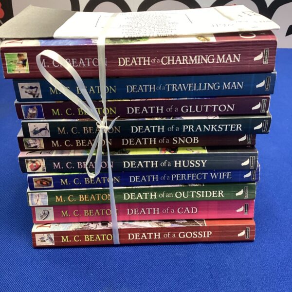 M. C. Beaton death of novels book lot, featuring Agatha Raisin and Hamish Macbeth series.