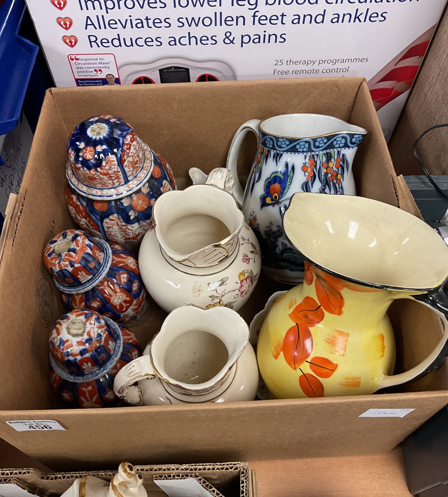 Mixed china lot featuring Losol Ware and Creeper Ware pottery.