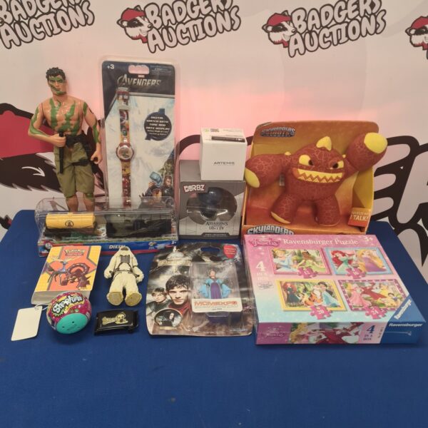 Mixed toy lot featuring Marvel Avengers figures and new toys.