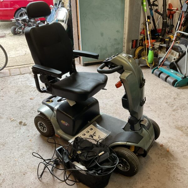 Silver Pride Colt Deluxe 2.0 mobility scooter with black seat.