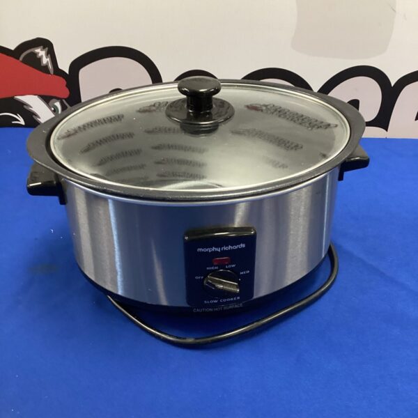 Front view of a small Morphy Richards slow cooker with lid.