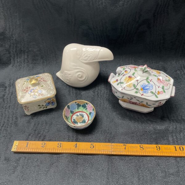 Vintage Noritake trinket pot with hand-painted floral and bird design.