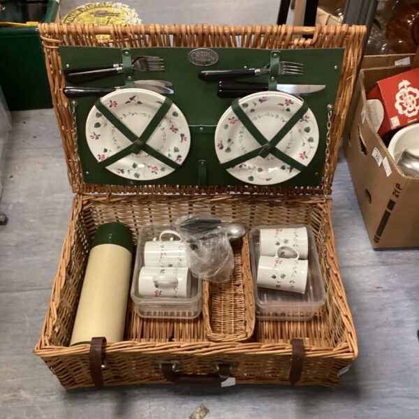 Vintage Optima wicker picnic basket with complete melamine tableware set.