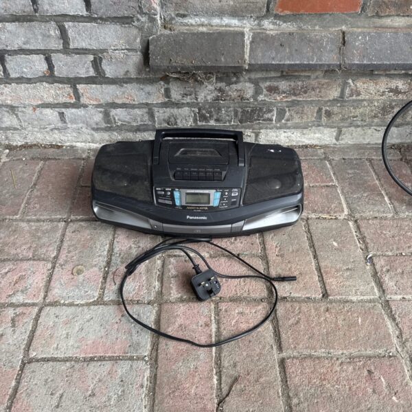 Vintage Panasonic RX-DS28 portable boombox with cassette player.