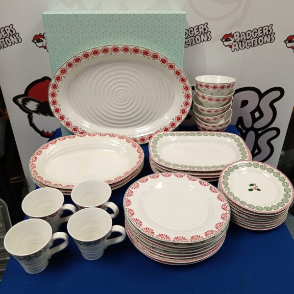 Full Portmeirion Sophie Conran dinner service set with floral pattern.