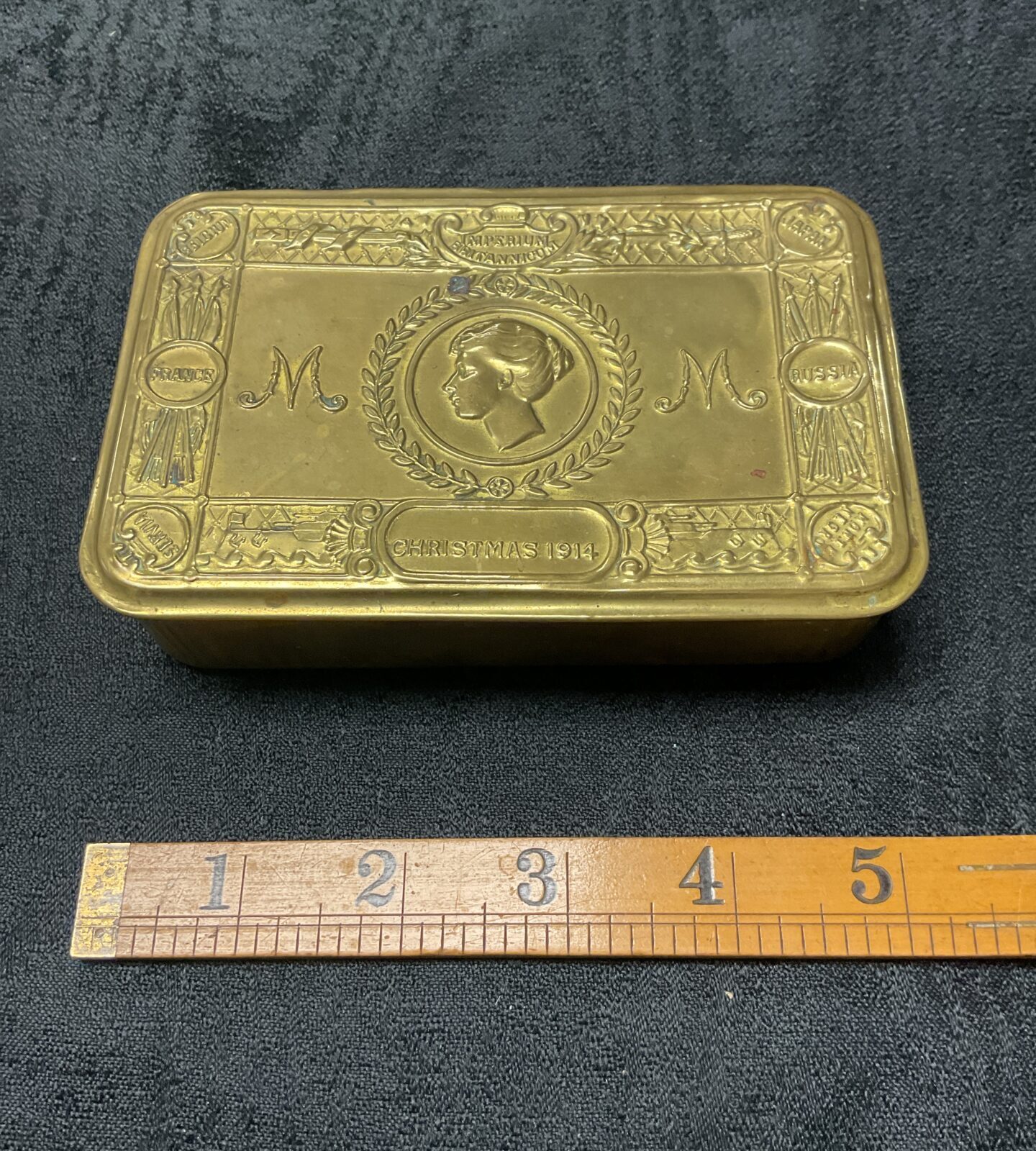 Antique Princess Mary Gift Fund box from 1914, WWI military gift.