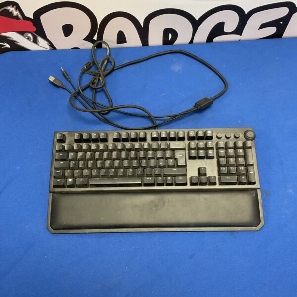 Razer BlackWidow Elite mechanical gaming keyboard with wrist rest.