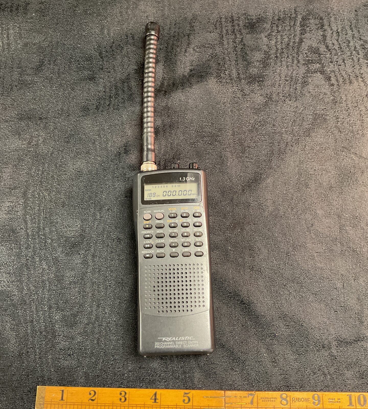 Vintage Realistic 200 channel scanner radio receiver in good condition.