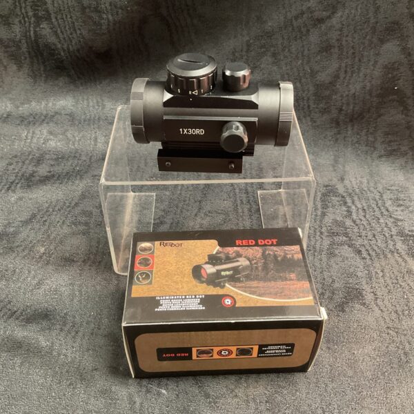 Red dot sight 1x30 for rifles and pistols.