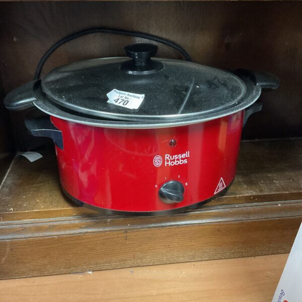 Russell Hobbs slow cooker model 1931 with ceramic pot.