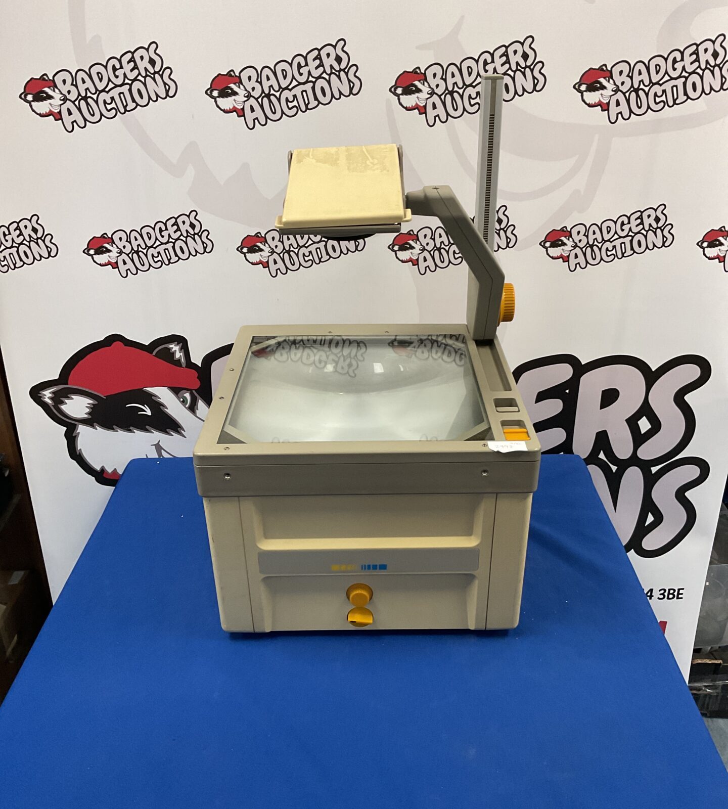 Vintage Schwan Stabilo overhead projector for classroom use.