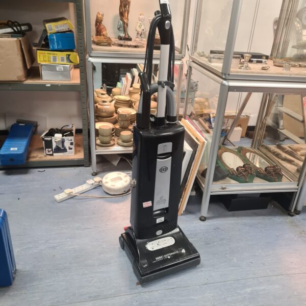 Sebo vacuum cleaner for spares or repair, domestic cleaning appliance.