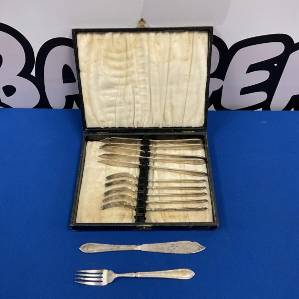 Vintage silver plate fish knife and fork set, Webs ware style.