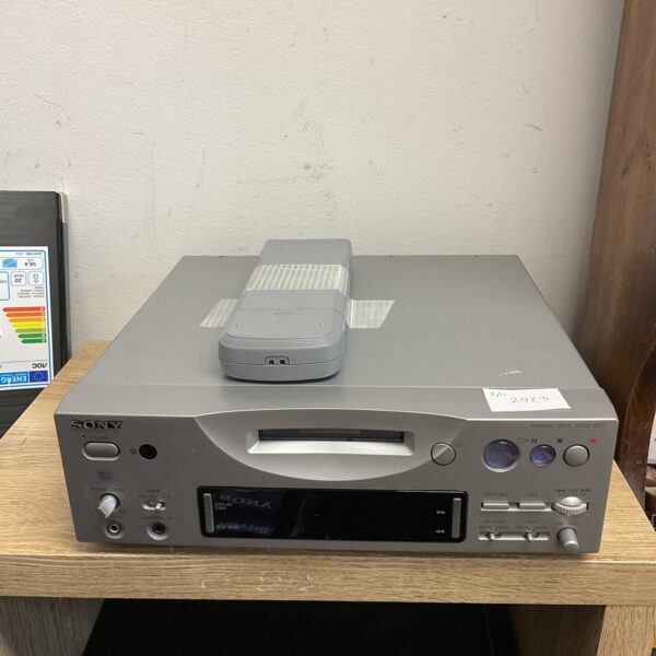 Sony MDS-PC1 minidisc player, a portable digital audio deck.