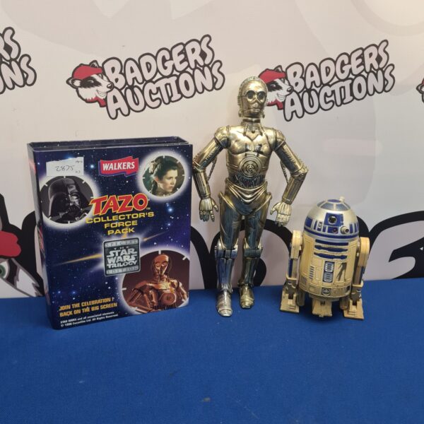 Vintage Star Wars Tazo collection pack with R2D2 figure.