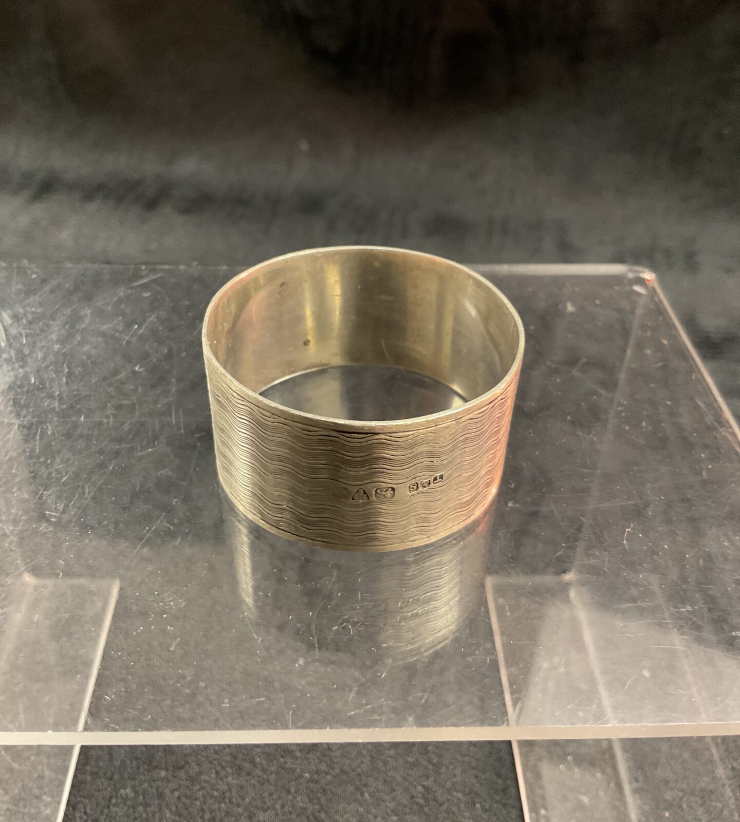 Vintage sterling silver napkin ring by E.J. Trevitt & Sons, Chester hallmark.