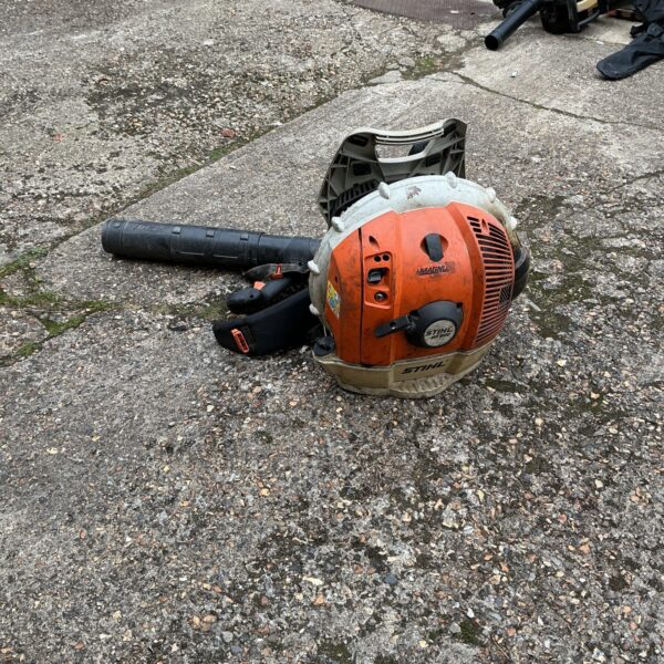 Stihl BR 600 Magnum petrol leaf blower in used condition.