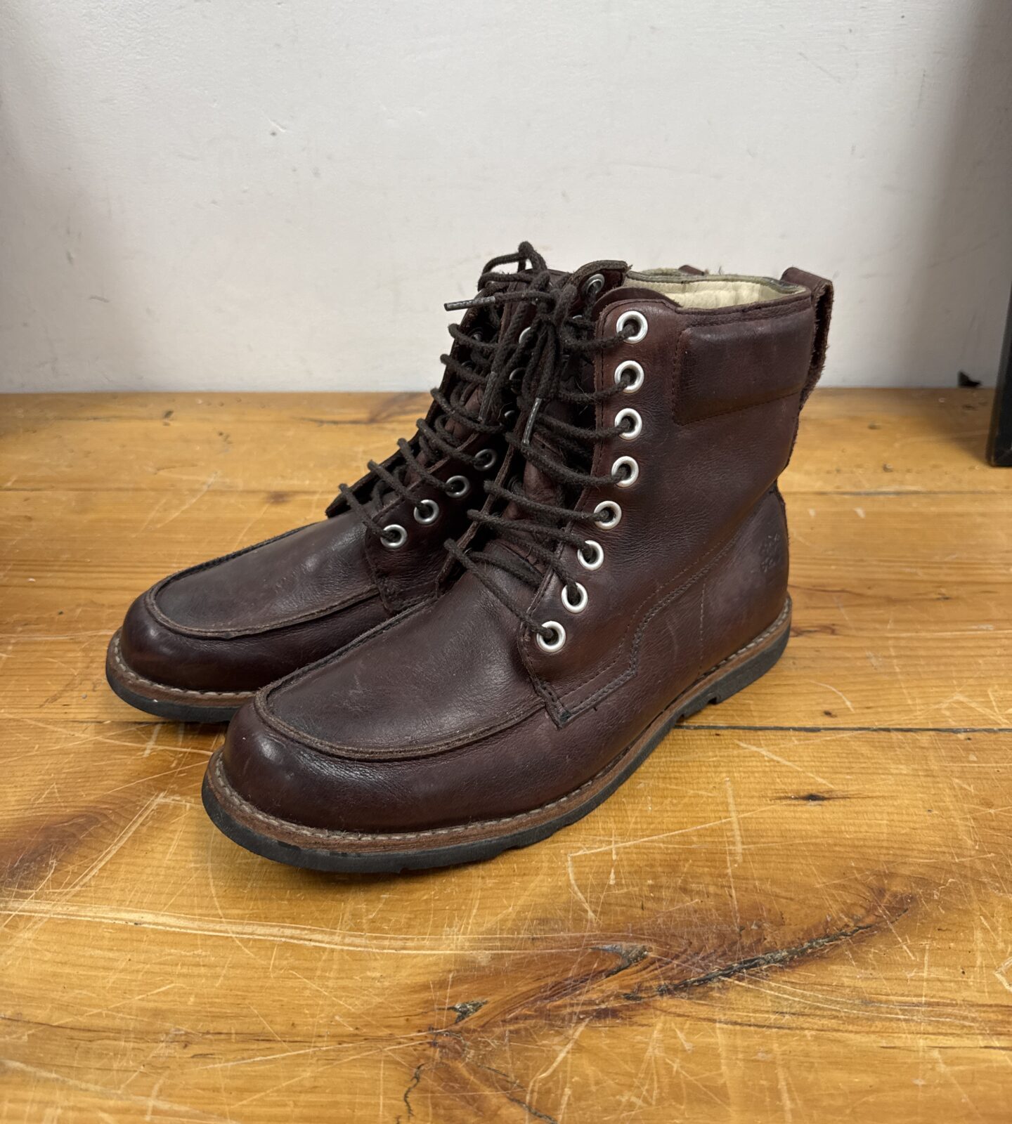 Black Timberland Earthwalker boots size 9.5, waterproof leather.