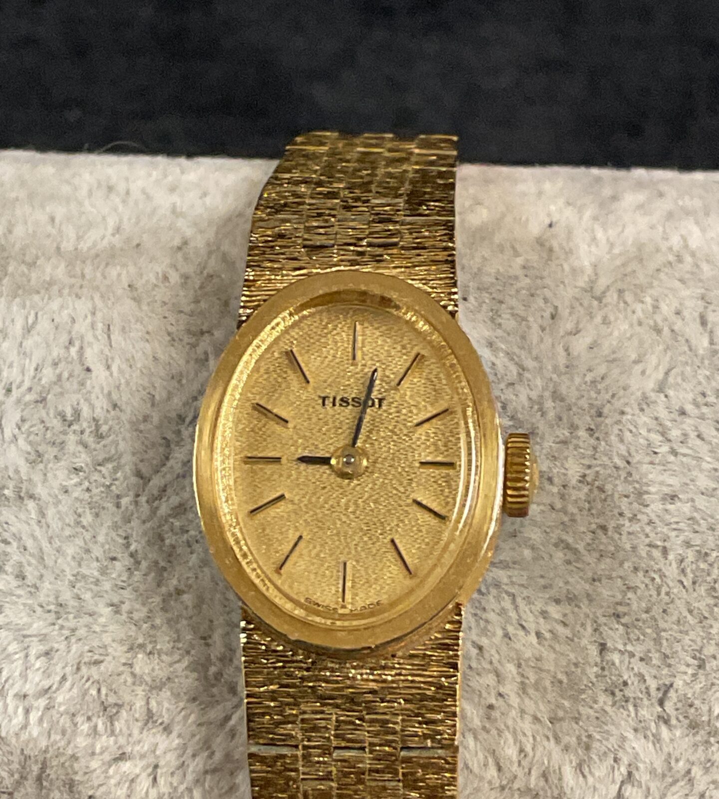 Vintage Tissot ladies gold plated bracelet watch, classic design.
