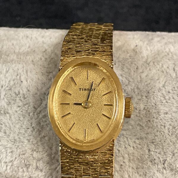 Vintage Tissot ladies gold plated bracelet watch, classic design.