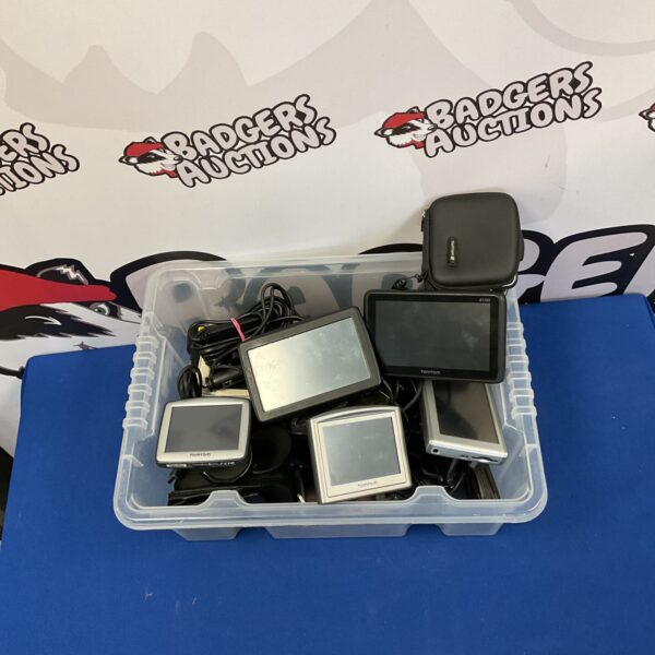 Mixed lot of TomTom sat navs for car navigation.