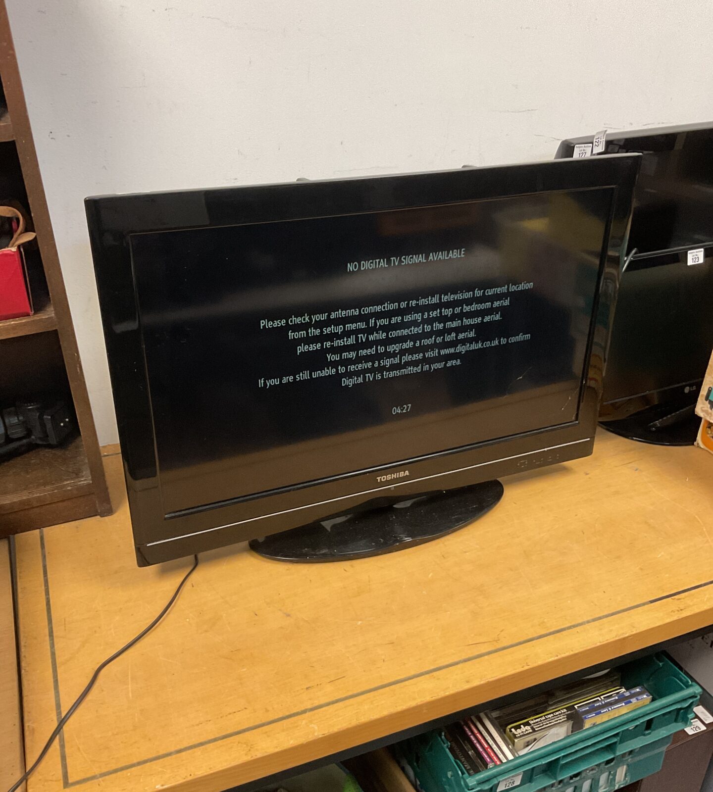 Used Toshiba 32 inch LCD TV, model 32BV501B, in good condition.