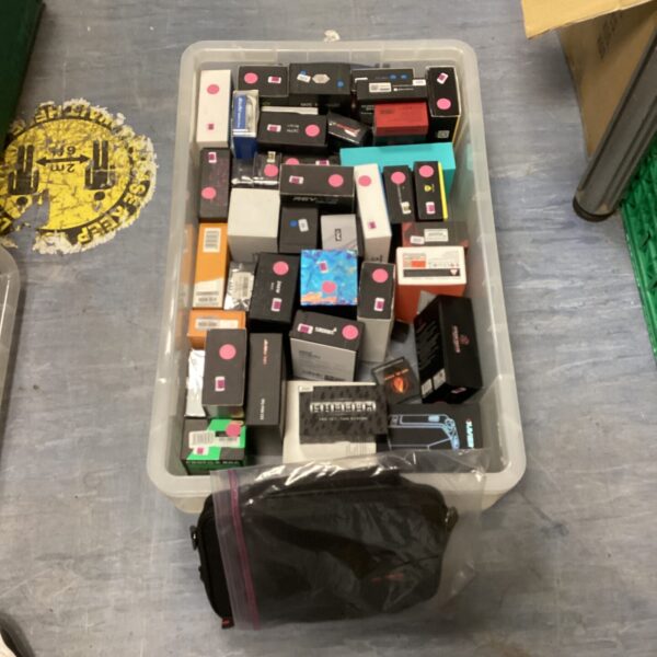 Mixed lot of vape mods and accessories, including Koopor and Nova kits.