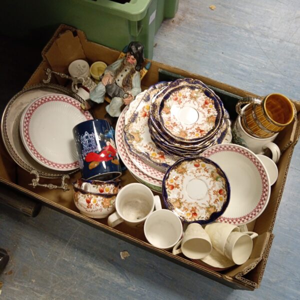 Vintage porcelain and china lot featuring Imari pattern pieces.