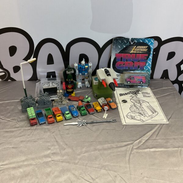 Vintage diecast toy lot including Johnny Lightning and Lesney vehicles.