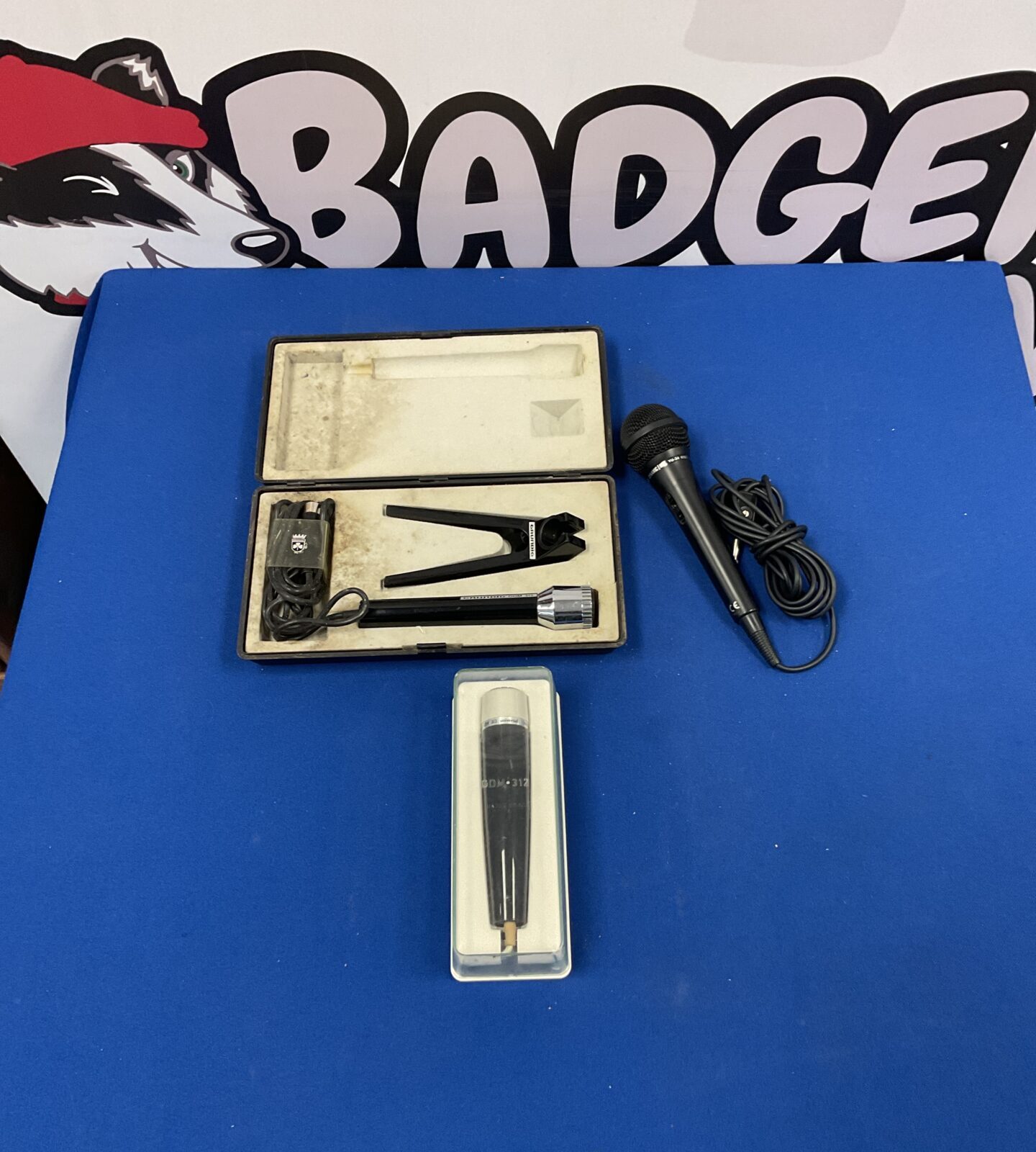 Vintage lot of Grundig and ProSound microphones for collectors.