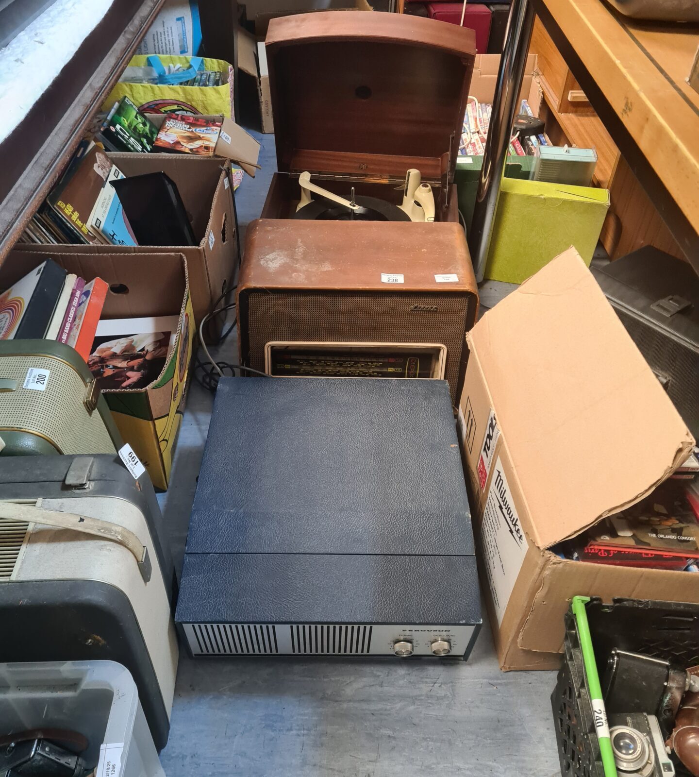 Vintage record player and Sobell radio in a lot.