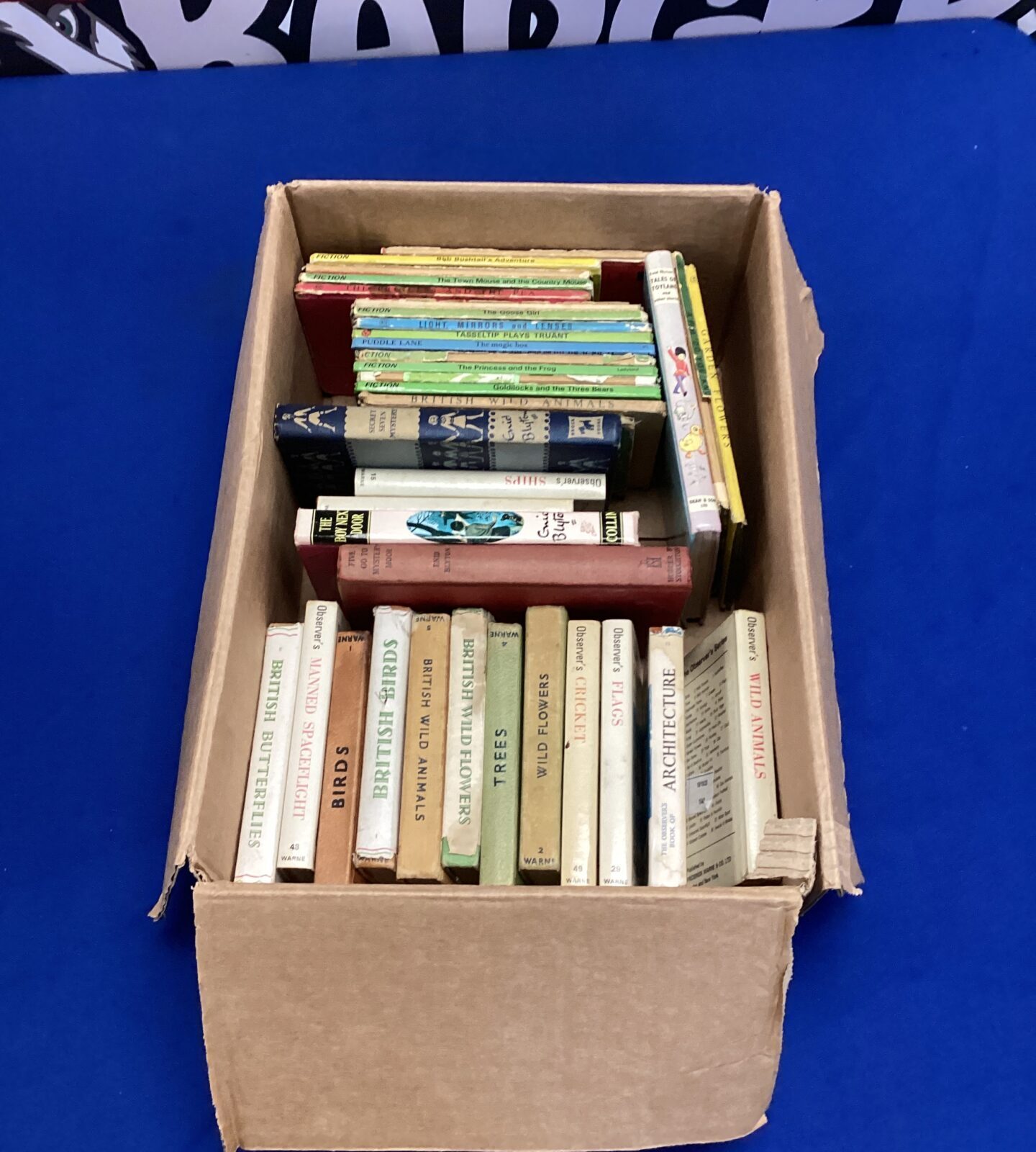 Lot of vintage wildlife books including Observer series guides.