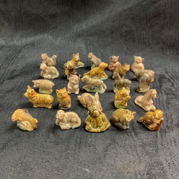 Lot of twenty vintage Wade whimsies ceramic animal figurines.