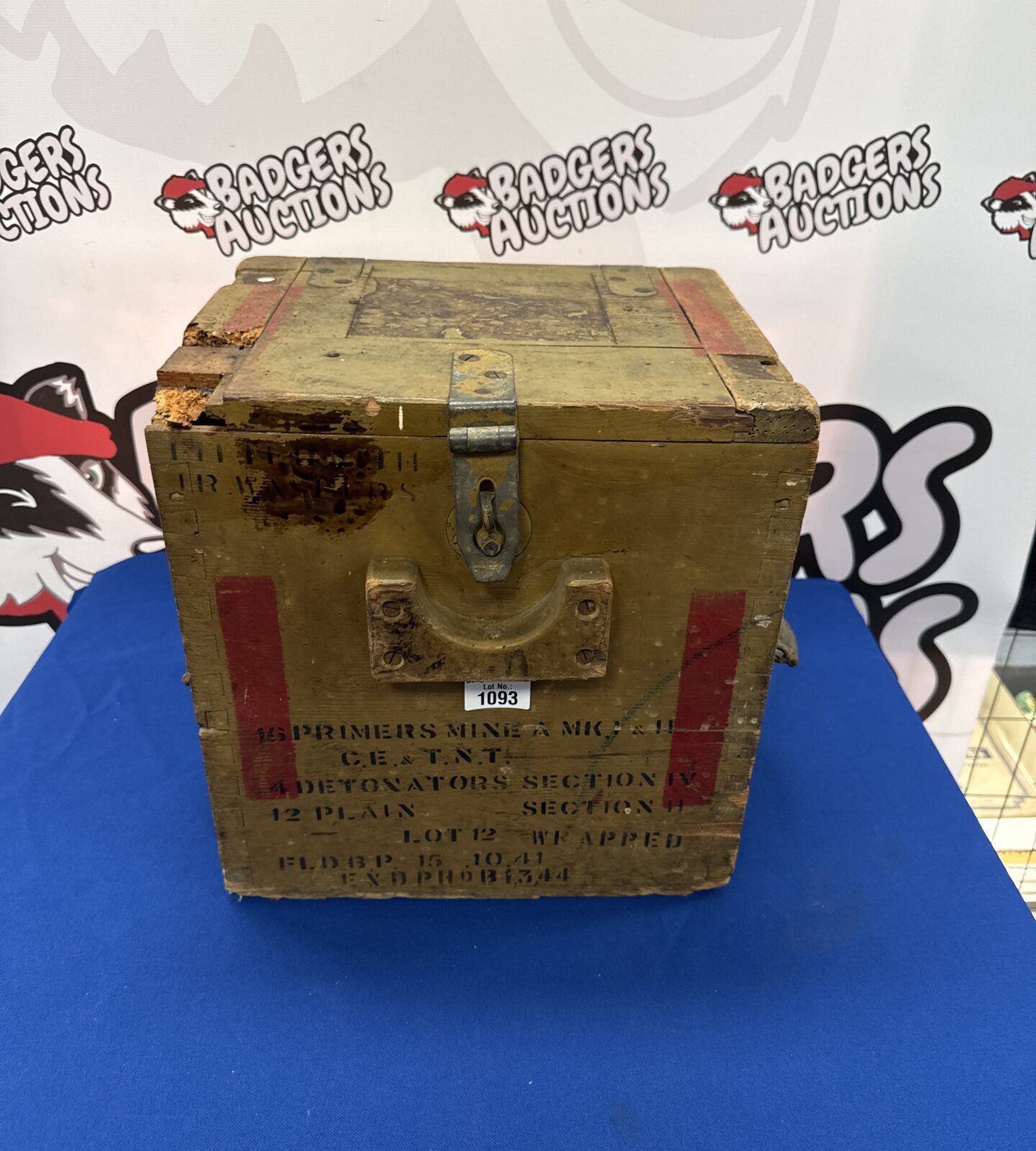 Vintage WW2 mine primer box for MK1 and MK2 mines.