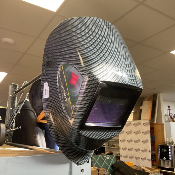 Used Wyten 175 9/13 welding mask for welding safety.