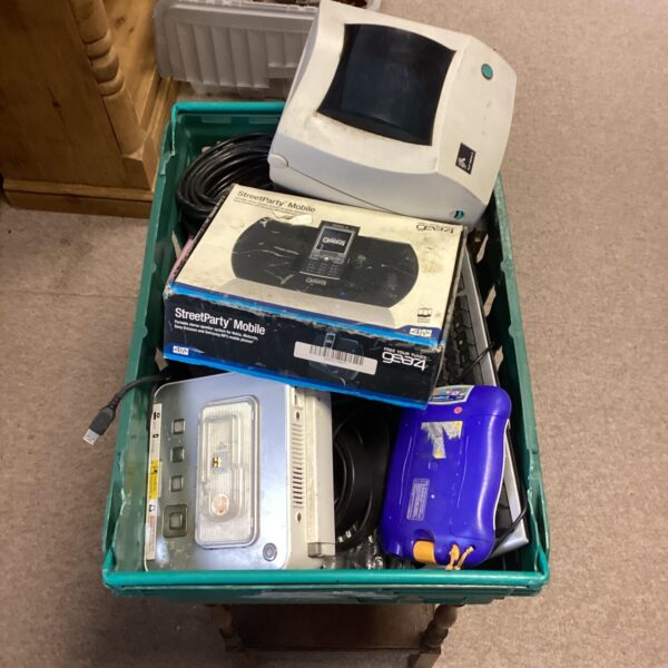 Zebra TLP2844-Z thermal label printer in a mixed electrical lot.