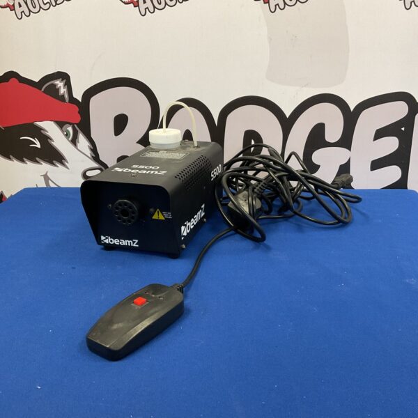 BeamZ S500 remote control for smoke machine operation.