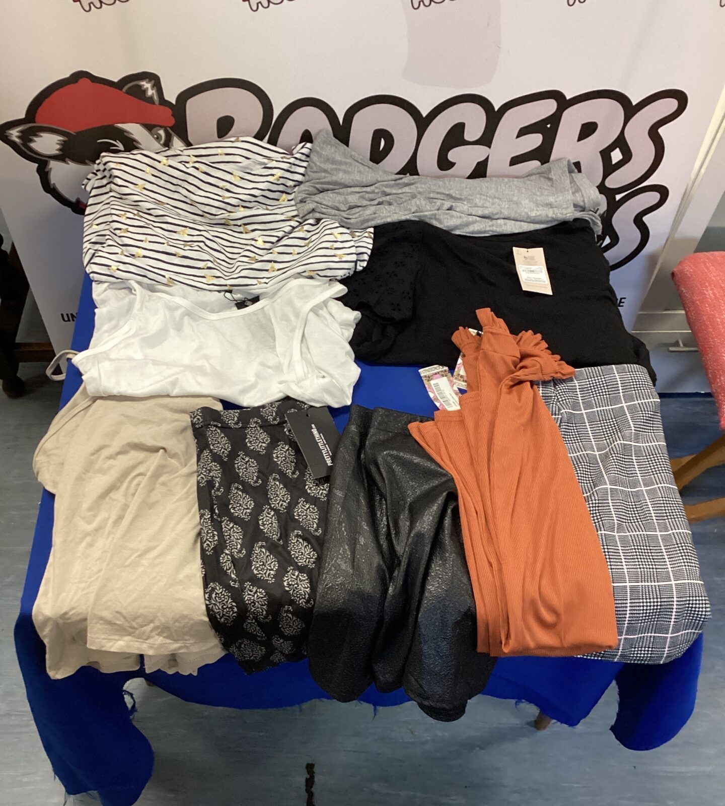 Bag of new boo-boo and pretty little things clothing – Badgers Auctions