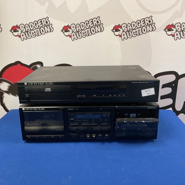 Silver Cambridge Audio CD5 CD player, vintage hi-fi audio equipment.