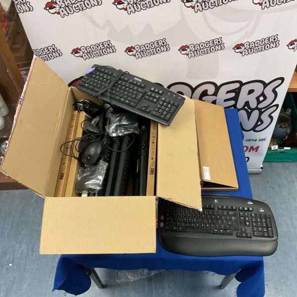 Mixed lot of computer mice and keyboards from Dell, HP, and Logitech.