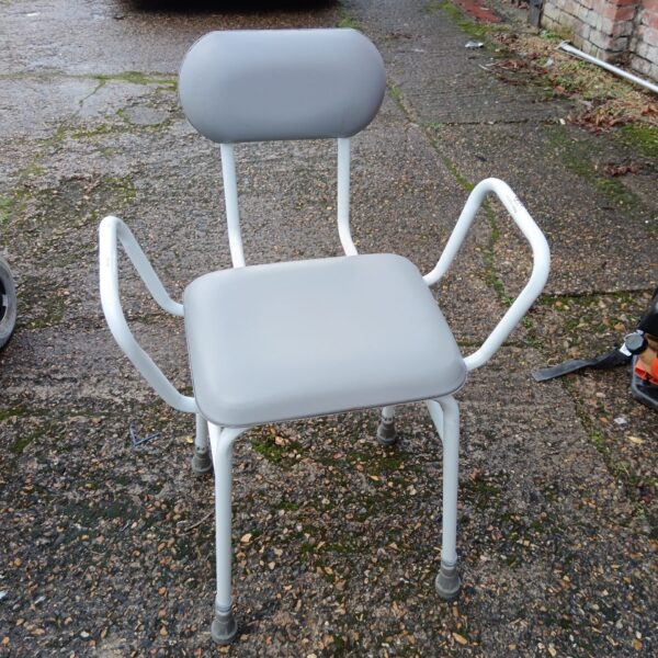 Vintage Days bath chair with enamel seat and steel frame.