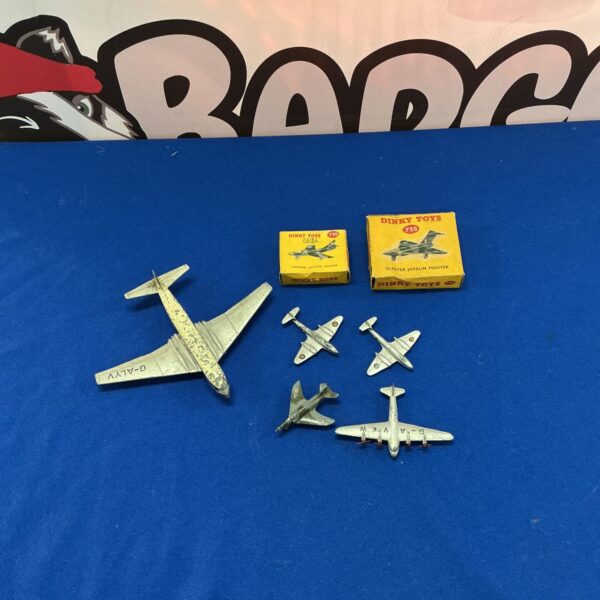 Vintage Dinky Toys diecast model planes lot, including Hawker Hunter and Gloster Javelin.