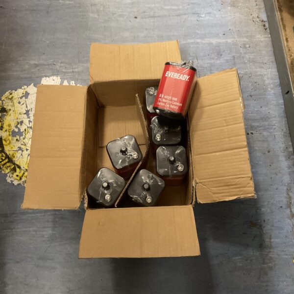 Lot of vintage Everready 6V square batteries for collectors.